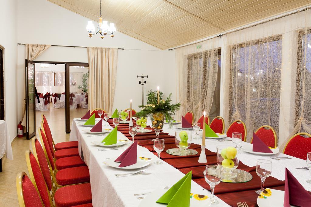 Pension Club Montana Campina Exterior foto