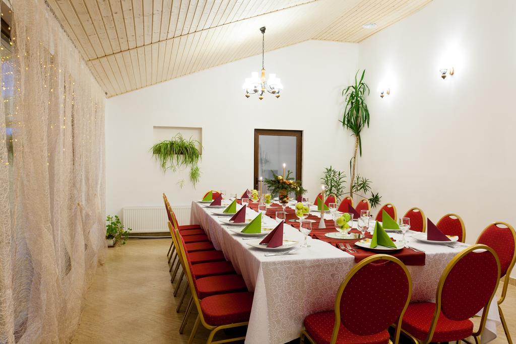 Pension Club Montana Campina Exterior foto