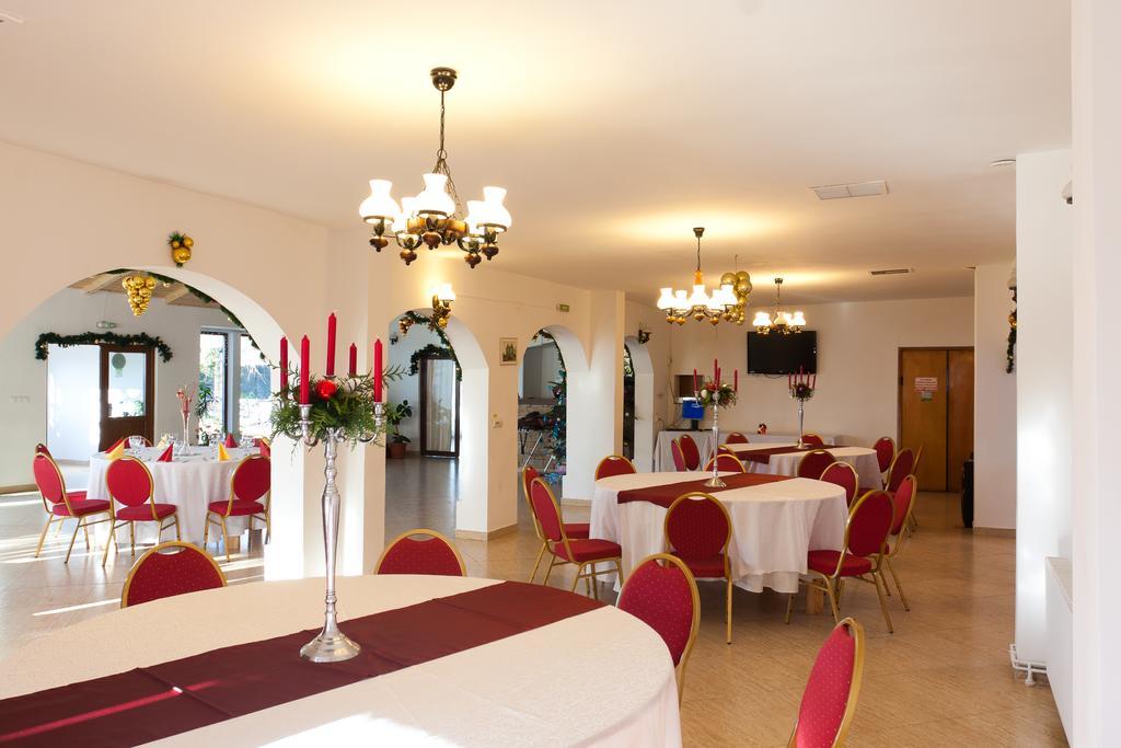 Pension Club Montana Campina Exterior foto