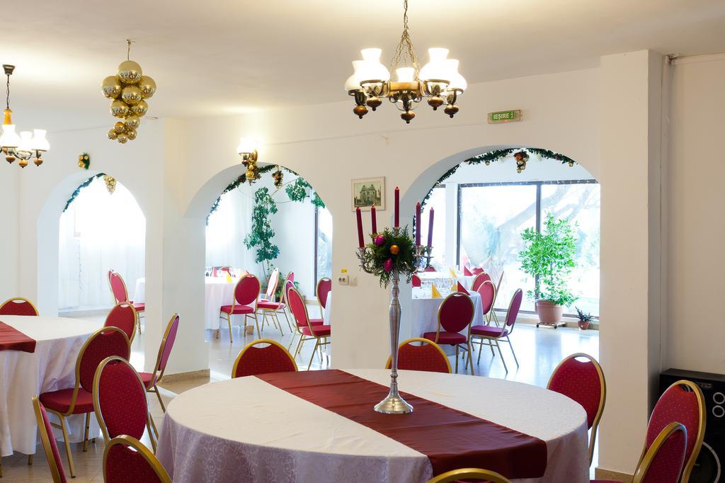 Pension Club Montana Campina Exterior foto