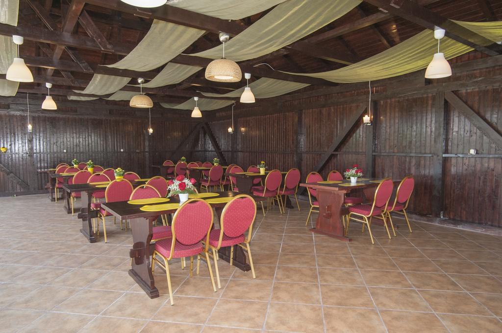 Pension Club Montana Campina Exterior foto