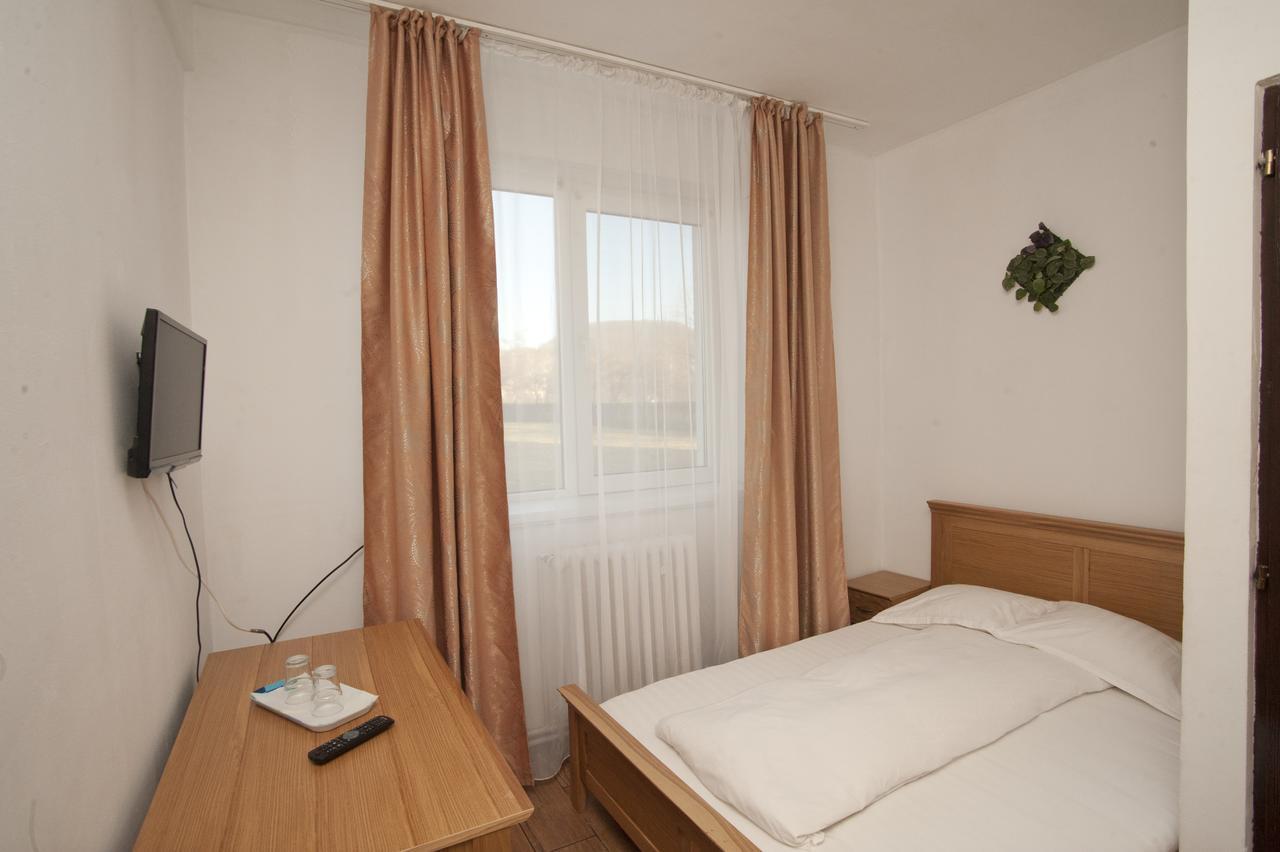 Pension Club Montana Campina Exterior foto